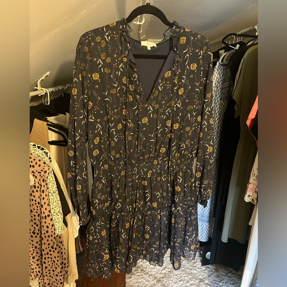 Women’s blue patterned long sleeve dress